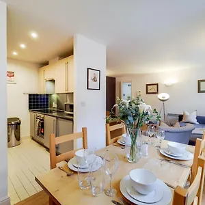  Apartment Capital Aldgate - Two Bed